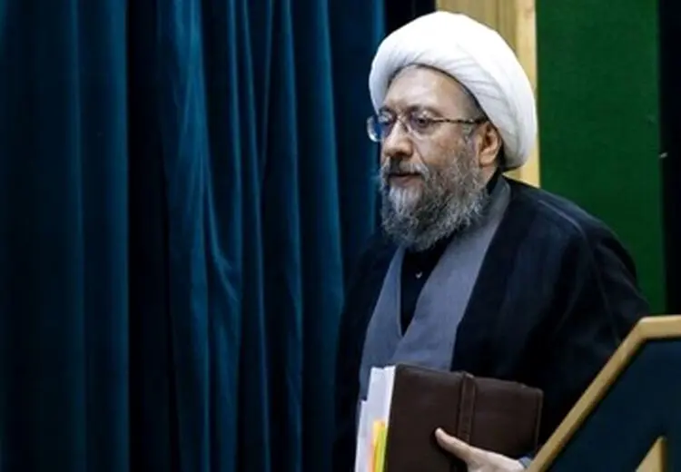 عصبانیت شدید آملی لاریجانی از ادعای خبر مخالفتش با رهبر انقلاب/ چرا آنقدر دروغ می‌گویید! چرا آتش به جان شما افتاده؟