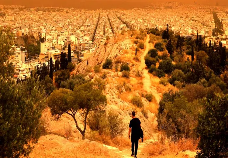 گرد و غبار آفریقایی در یونان/ عکس