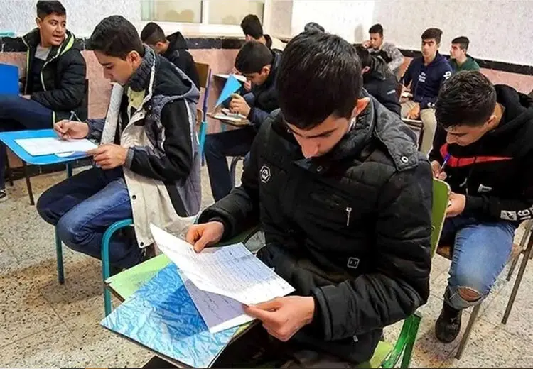 عظیمی‌راد، نماینده مجلس: امسال سوالات امتحانات نهایی افشا شده