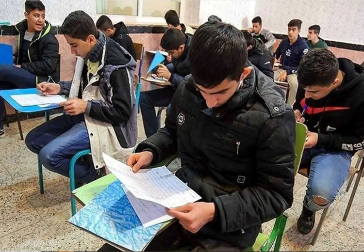 عظیمی‌راد، نماینده مجلس: امسال سوالات امتحانات نهایی افشا شده
