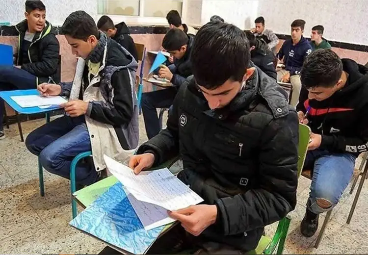 عظیمی‌راد، نماینده مجلس: امسال سوالات امتحانات نهایی افشا شده