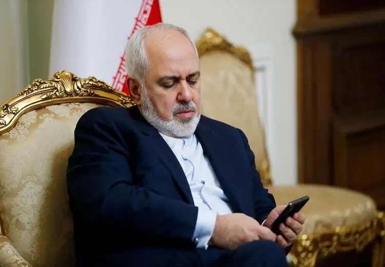 ظریف: نماینده مجلس دروغ می‌گوید؛ زنگنه را هرگز به خیانت متهم نکرده ام
