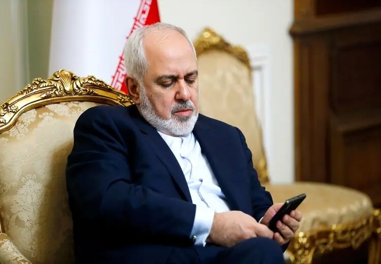 ظریف: نماینده مجلس دروغ می‌گوید؛ زنگنه را هرگز به خیانت متهم نکرده ام