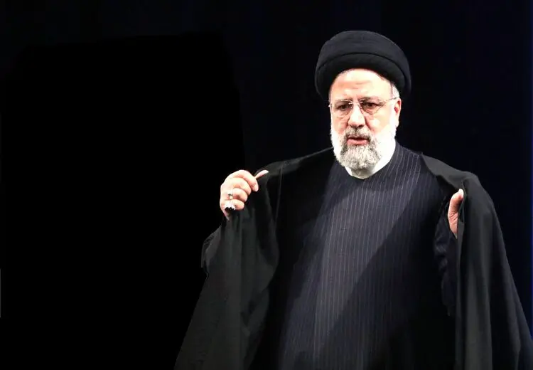 اقدام عجیب شهرداری مشهد در بنرهای انتخاباتی با تصویر ابراهیم رئیسی + عکس