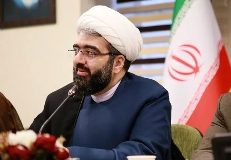 معاون نهاد رهبری در دانشگاه‌ها: ۸۰ درصد از کسانی که در اغتشاشات بودند، تحصیلات دیپلم یا زیر دیپلم داشته‌اند/ سلبریتی ها نباید مرجع فکری مردم باشند