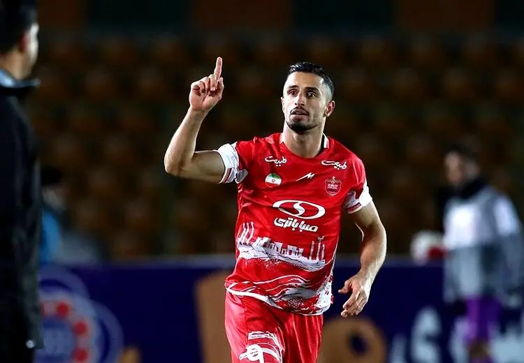به‌خاطر هواداران پرسپولیس ، پیشنهاد ۷۵ میلیاردی استقلال را رد کردم