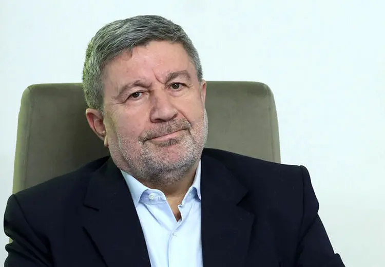 حضرتی: مذاکرات فضای جدی در جریان است/چیزی از ایران خارج نخواهد شد