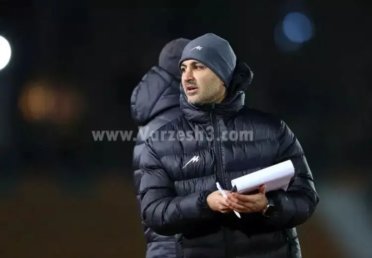  مربی تراکتور: اسکوچیچ در رختکن زیر سرم رفت