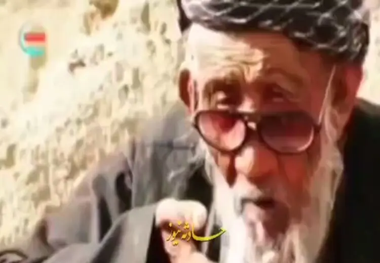 پیرمرد ۹۴ ساله‌ای که هفتاد سال است روزانه یک کیلو سنگ می‌خورد!