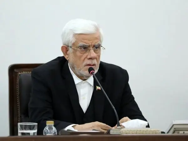 عارف: وضعیت ذخایر استراتژیک دارو، مطلوب و واردات فوری در دستور است