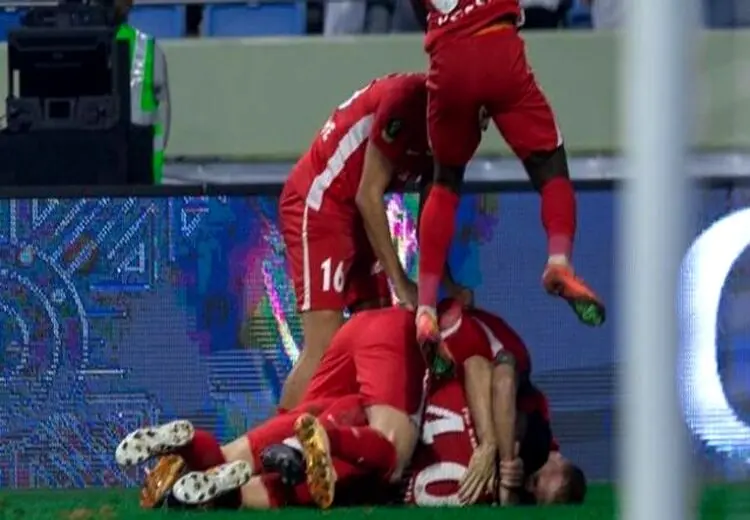 قهرمانی شباب الاهلی با درخشش سردار آزمون