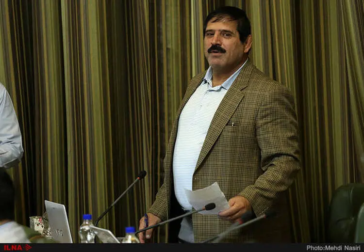  ترک انتخابات کشتی از سوی عباس جدیدی پس از درگیری لفظی با پولادگر/ وزیر ورزش و معاونش را در محاکم قضایی می‌بینم