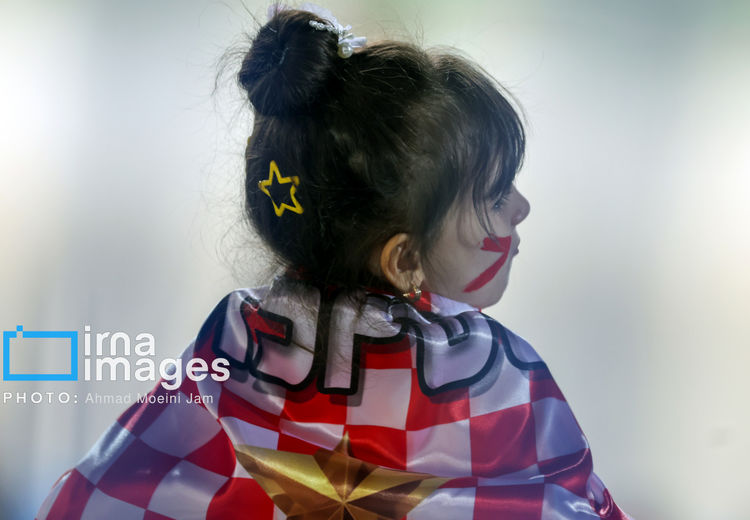 تماشاگر متفاوت بازی پرسپولیس و گل‌گهر / عکس