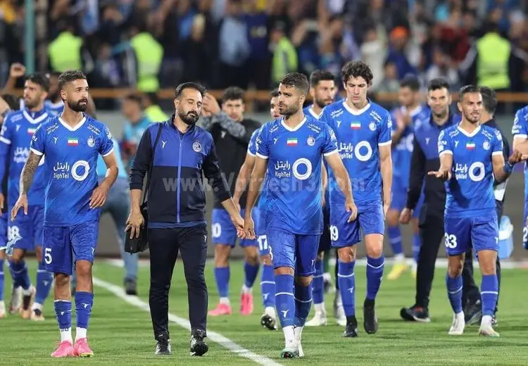 شاگردان جواد نکونام به دنبال ادامه صدرنشینی + عکس