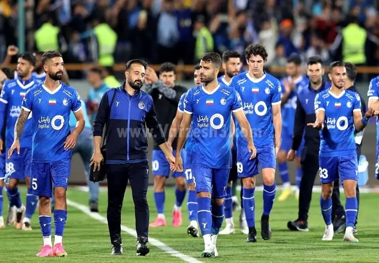 شاگردان جواد نکونام به دنبال ادامه صدرنشینی + عکس