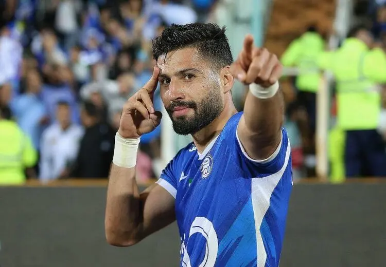 ابهام در مورد زمان دوری ایمان سلیمی از میادین