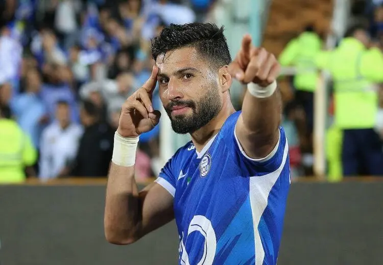 ابهام در مورد زمان دوری ایمان سلیمی از میادین