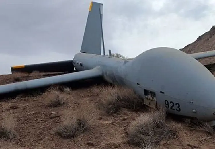 سپاه: یک پهپاد هرمس ۹۰۰ سالم و کاملا مسلح شکار شد + عکس