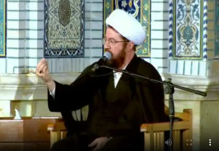 کارشناس مذهبی: حضور زنان بی‌حجاب در جامعه یک گناه جمعی است