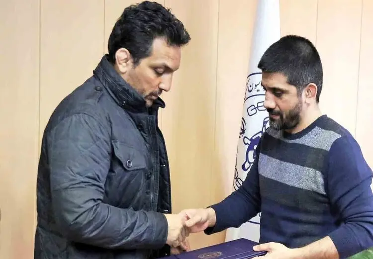 رفیق علیرضا دبیر به خط پایان رسید