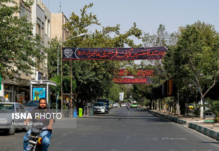 انتقاد روزنامه جمهوری اسلامی از هزینه های گزاف برای مراسم دینی