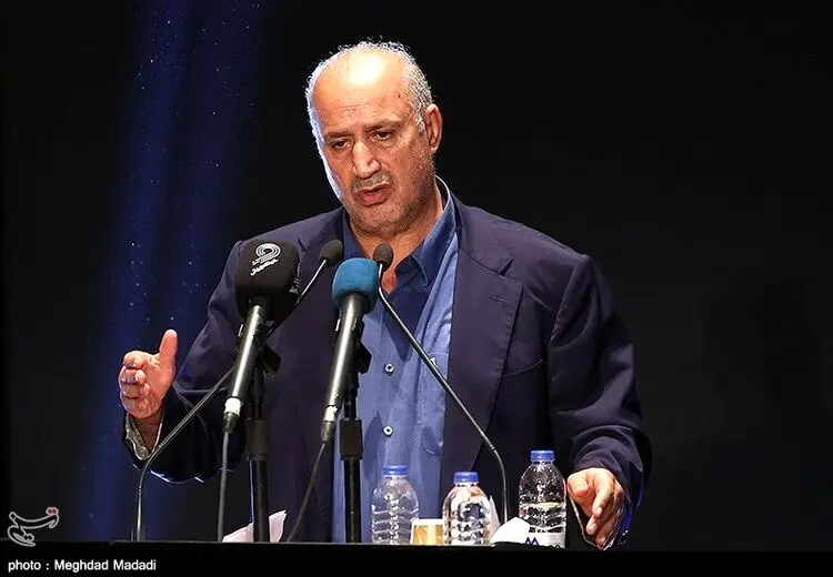 مهدی تاج در مراسم تشییع سردار شهید نیلفروشان + عکس