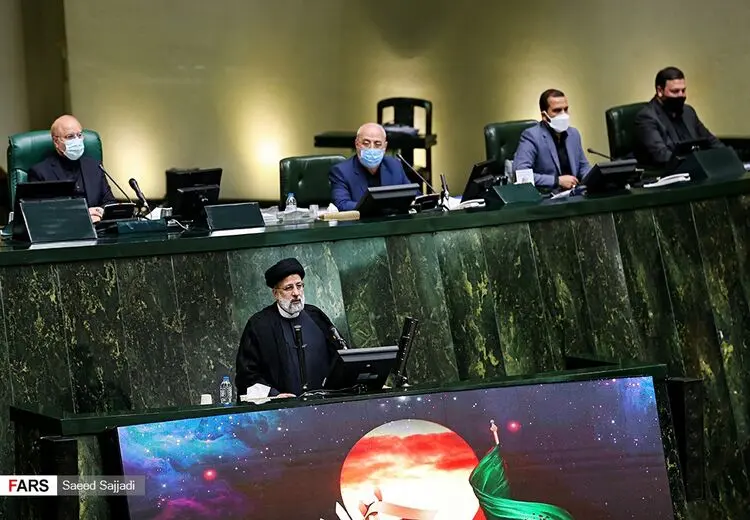 18 وزیر پیشنهادی رئیسی از بهارستان رأی اعتماد گرفتند