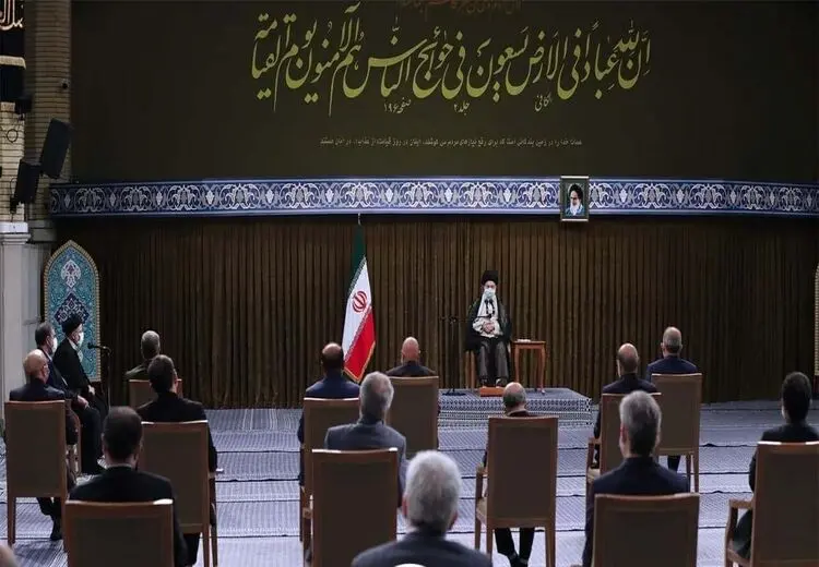 توصیه رهبر انقلاب به دولت سیزدهم: زمان شتابان می‌گذرد،از هر لحظه این چهارسال استفاده کنید