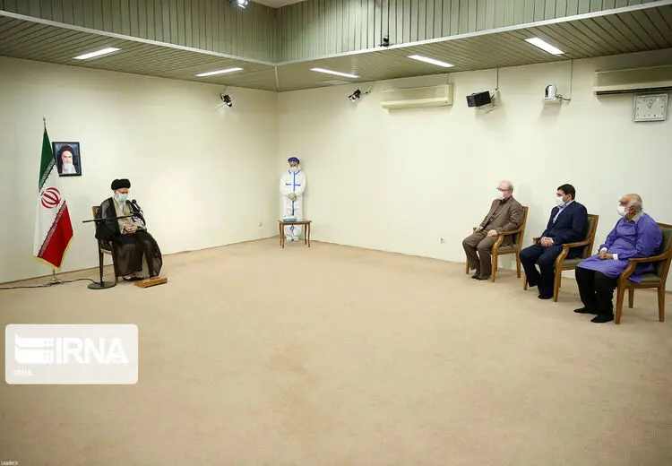 فرار رو به جلوی سازندگان واکسن کرونا/ توصیه‌های رهبر انقلاب برای واردات واکسن بیشتر بود یا تولید داخل؟