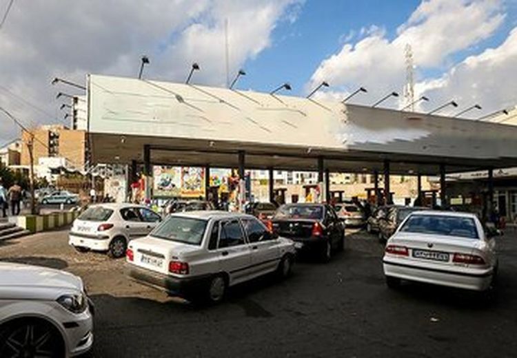 اختلال در برخی پمپ بنزین‌های تهران/ گروه هکری گنجشک: کار ما بود!