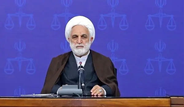 اعتراض اژه ای به احکام خلاف شرع برخی قاضی‌ها + فیلم