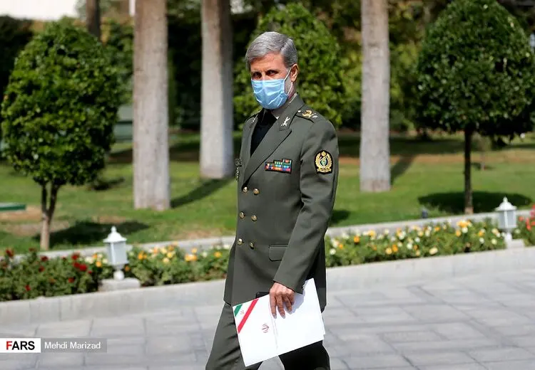 وزیر دفاع خبر داد:رونمایی و الحاق ناوشکن تمام ایرانی «دنا» در آینده نزدیک