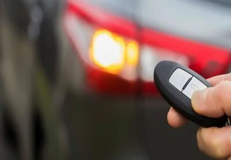 چگونه از هک شدن سیستم امنیتی خودرو توسط سارقان پیشگیری کنیم؟
