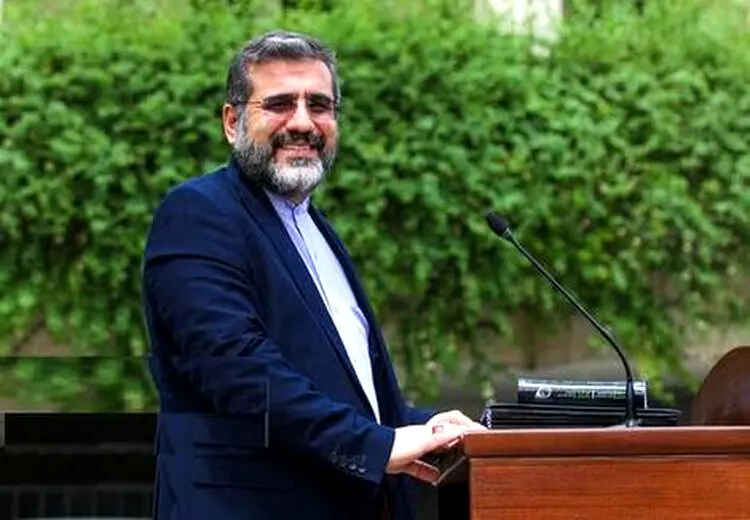 وزیر ارشاد: حواشی اخیر درباره استاد « شفیعی کدکنی » شیطنت خبری بود!