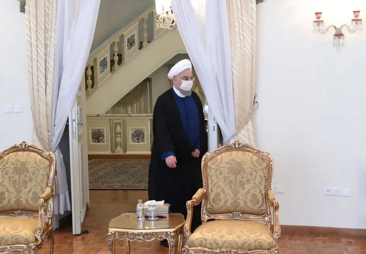 وظایف رئیس‌جمهور در اصل ۱۱۳ قانون اساسی یک پهلو است یا چند پهلو؟/ تفسیری که اصل ۱۱۳ را بی‌خاصیت کرد