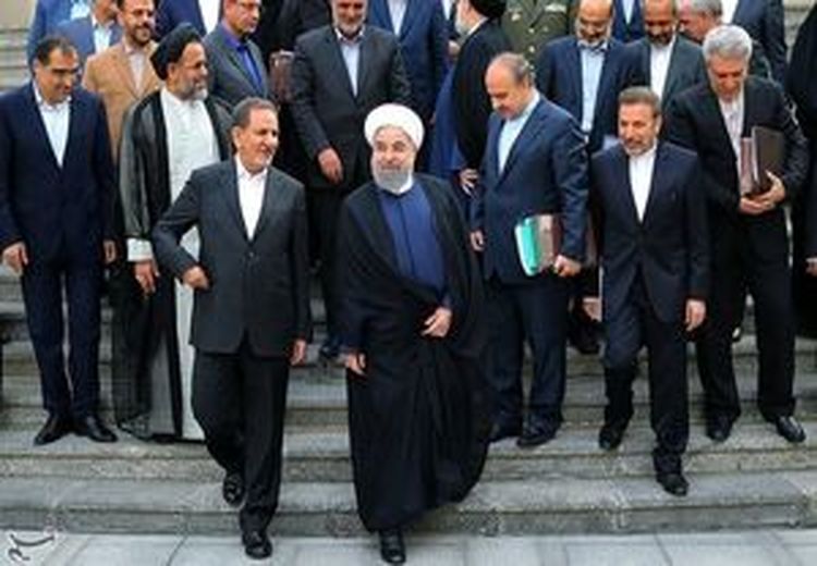انتقام‌ سیاسی از دولت روحانی با کمک نظرسنجی‌های معنادار صداوسیما/ صداوسیما علاقه ای به نقد مجلس ندارد؟
