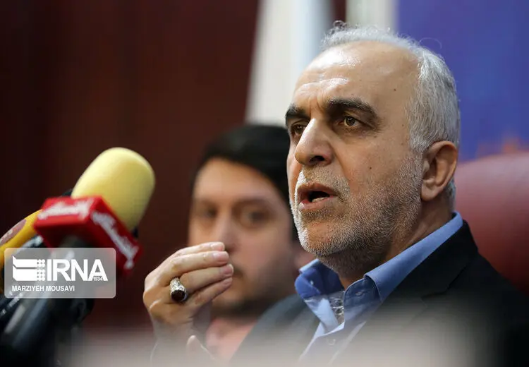 پشت پرده کناره گیری رئیس سازمان بورس/ برخورد تند روحانی با وزیر اقتصاد