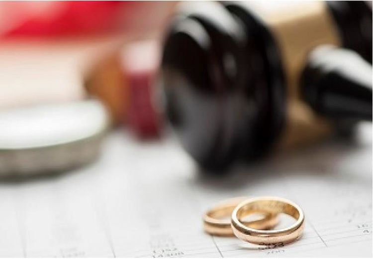 زن 50 ساله: 30 سال برای طلاق گرفتن از شوهرم صبر کردم