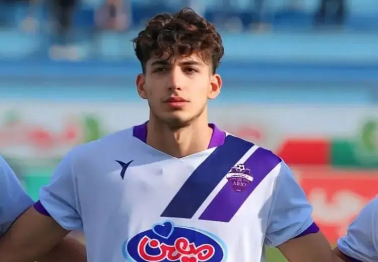 مدافع چپ پرسپولیس با قرارداد سه ساله + عکس