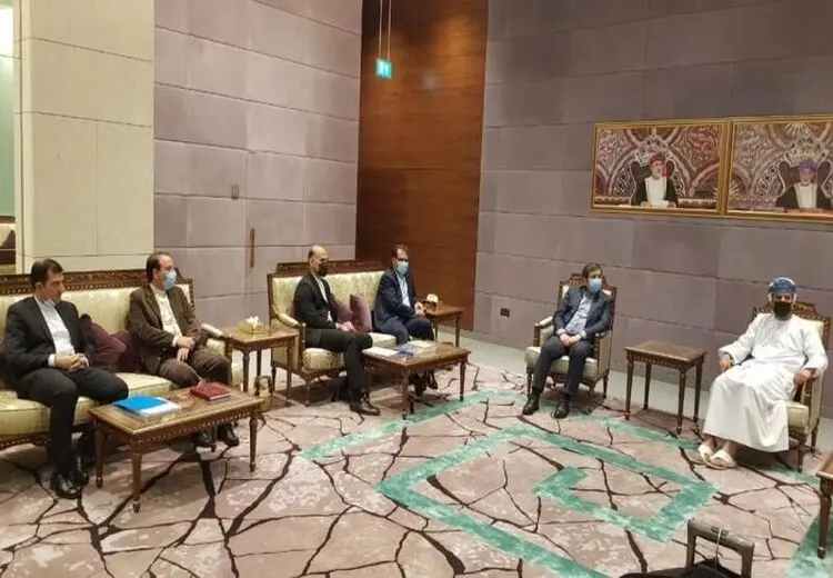 همتی از سفرش به عمان چه گزارشی داد؟