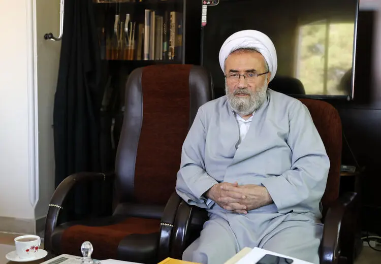 حمله مسیح مهاجری به مسئولان کمیته امداد و بنیادمستضعفان: فکر می کنید فقر باید تا روز قیامت ادامه پیدا کند