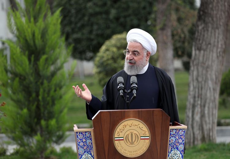 روحانی: تاخیر در پایان تحریم خیانت بزرگ و ننگ ابدی است/ اقلیت سنگ انداز توبه کند
