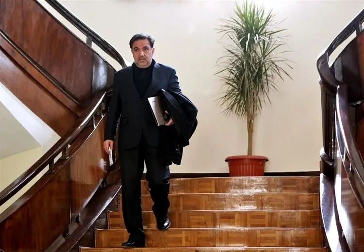 وزیر سابق راه و مسکن: کشوری با یک دولت نیستیم/ احمدی‌نژاد قطعا دروغ می‌گوید