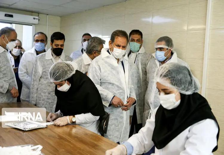 بازدید معاون اول از یک واحد صنعتی
