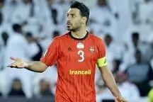 شجاع خلیل زاده در واکنش به حرکت جنجالی؛ همین امروز ۱۰ بار این کار را کردم؛ ما مرد هستیم، باید برای دست زدن به شلوارم اجازه بگیرم؟!