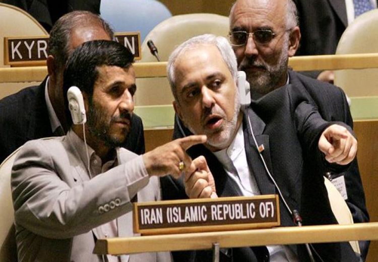 چرا ظریف مهم است و احمدی‌نژاد نیست؟