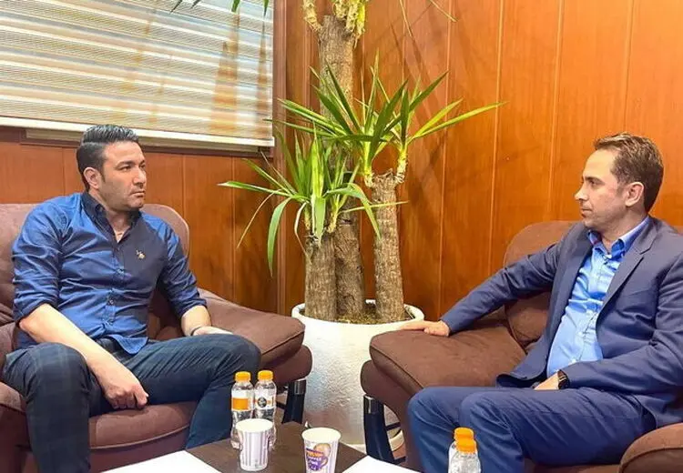 خطیر و نکونام بچه نیستند که کسی آشتی‌شان بدهد/ مدیرعامل نباید با سرمربی لجبازی کند
