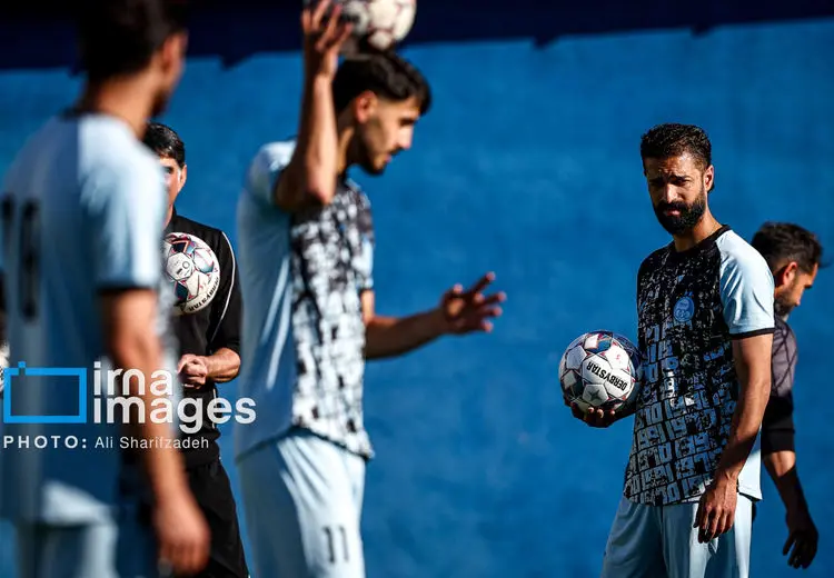 استقلال پیگیر بازگشت بازیکنان خارجی