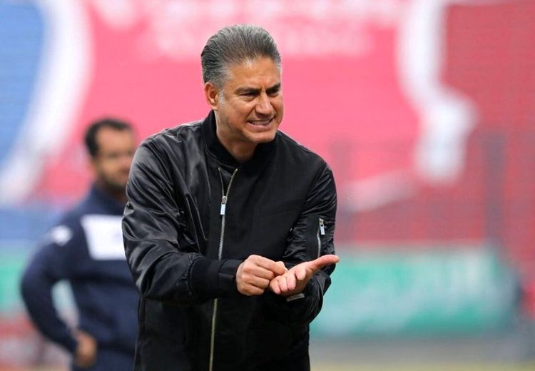 تبریک خاص به حمید مطهری از روی سکوها