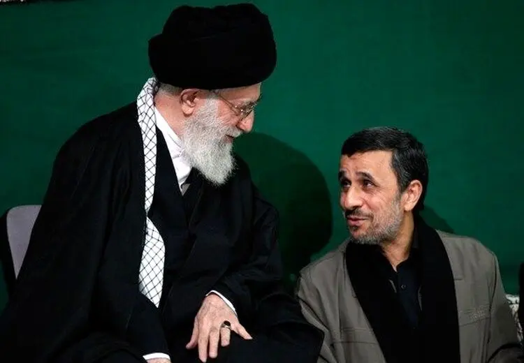 روایت کیهان از دلیل حمایت رهبر انقلاب از دولت احمدی نژاد